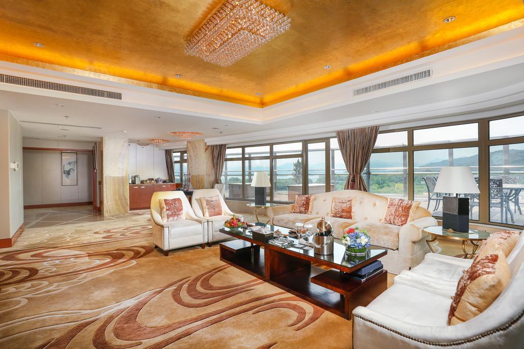 Wyndham Grand Plaza Royale Hangzhou Exterior foto